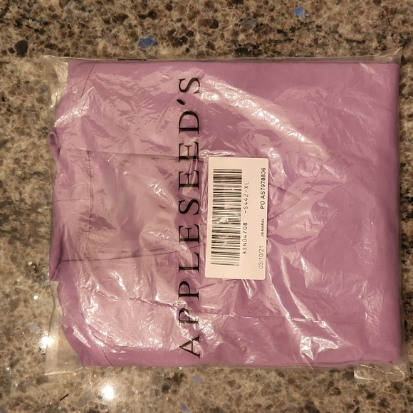 Narrow V-neck knit top in Violet Frost - Picture 3 of 3